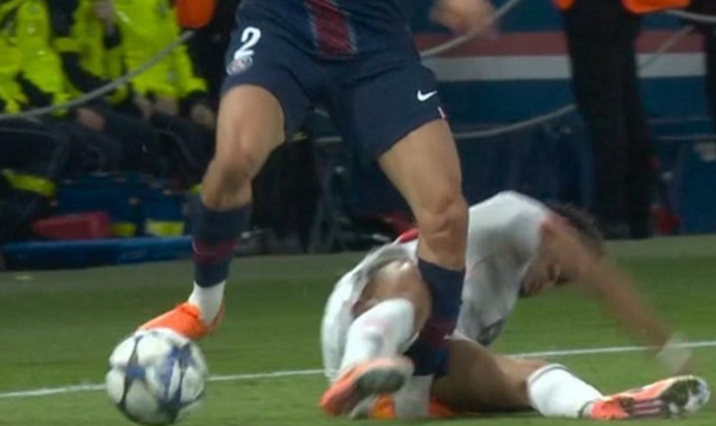 Ανατριχιαστικός τραυματισμός του Χακίμι – Αποχώρησε με δάκρυα…