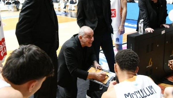 Λιμνιάτης: «Καλή επιτυχία στον Ολυμπιακό, διαγράφουμε αυτήν την ήττα»