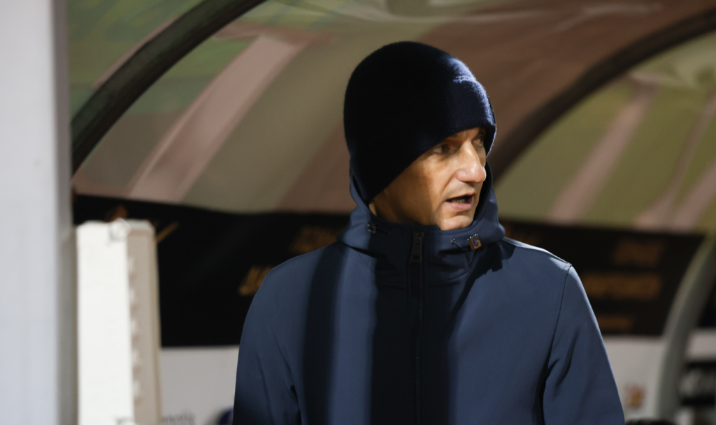 Λουτσέσκου: «Δύο ερωτήσεις προς τον διαιτητή Σιδηρόπουλο»