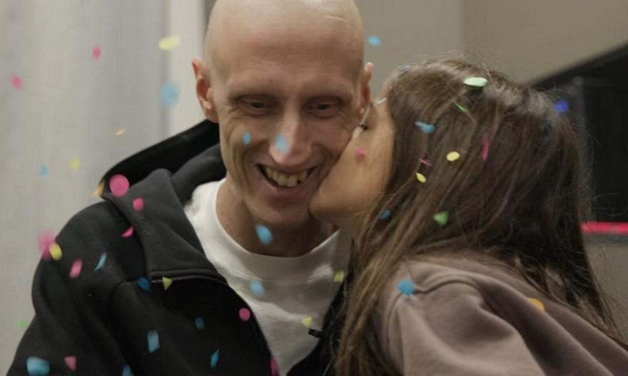 Πολονάρα: Συγκλονιστικές στιγμές – Επέστρεψε σπίτι με χαμόγελα ο «μαχητής» (pic)