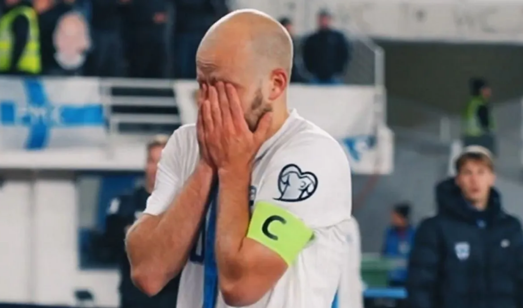 Τεέμου Πούκι: Δάκρυσε απο συγκίνηση στο «αντίο» του στην εθνική ομάδα της Φινλανδίας