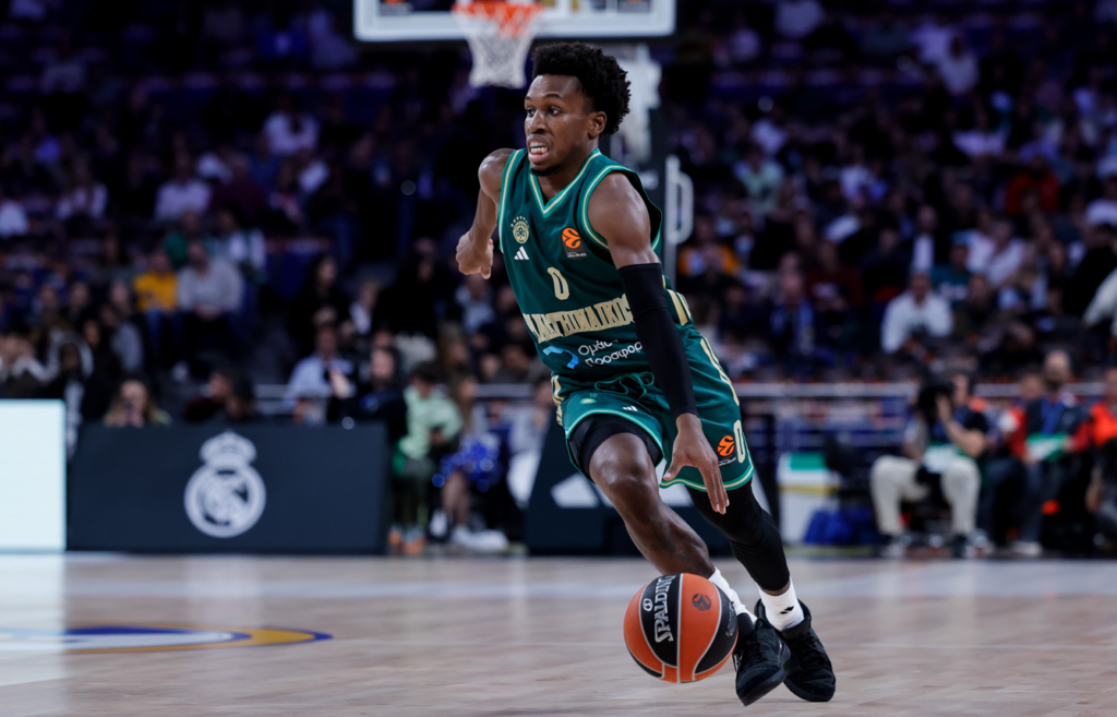 Παναθηναϊκός: Το επικό post του Σορτς για το παπούτσι του Φαρίντ