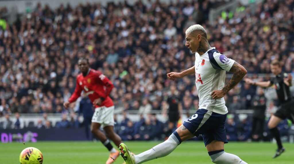 Καμία….δεν μπορούσε να κερδίσει – Τότεναμ και Μάντσεστερ Γιουνάιτεντ ήρθαν ισόπαλες (2-2) σε ματς ροντέο από το 80′