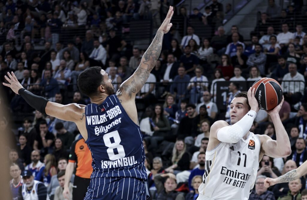 Euroleague (14η αγ.): «Μπαμ» η Μακάμπι στο Κάουνας, σε φόρμα η Ρεάλ