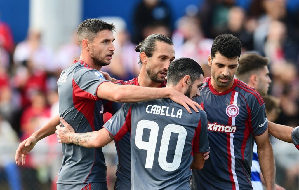 Ελλάς Σύρου-Ολυμπιακός 2-5: Ζορίστηκε αλλά έφυγε με ροζ φύλλο