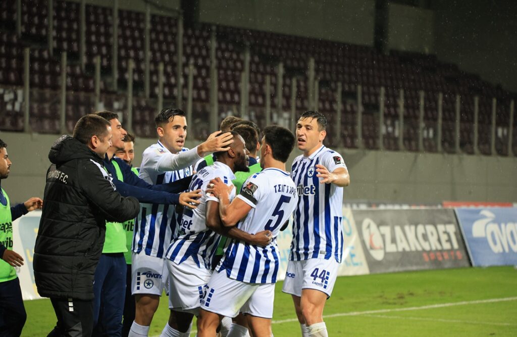 AEΛ-Ατρόμητος 0-1: Τεράστιο διπλό και πρόκριση στα νοκ αουτ