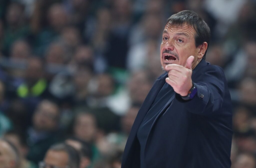 Αταμάν: «Στο δεύτερο ημίχρονο παίξαμε έξυπνα και δείξαμε τη δύναμή μας»