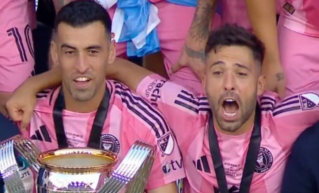 Ίντερ Μαϊάμι: Άλμπα και Μπουσκέτς κρέμασαν τα παπούτσια τους με ακόμα έναν τίτλο