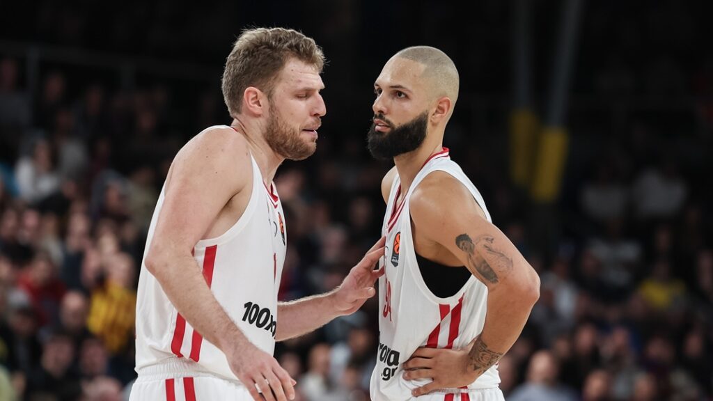 Μπαρτσελόνα-Ολυμπιακός 98-85: Παράδοση άνευ όρων