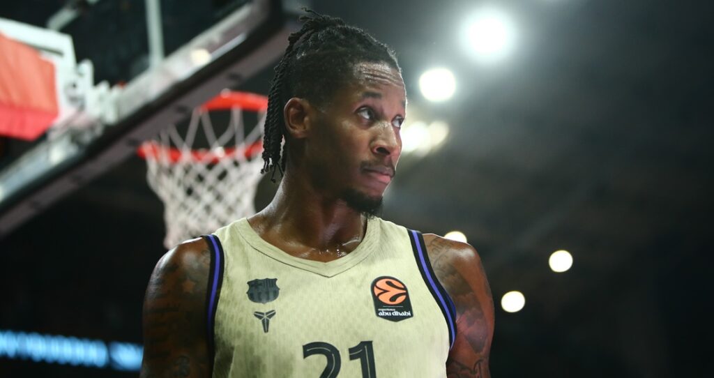 Η Μπαρτσελόνα αναμένει τις εξετάσεις του Κλάιμπερν