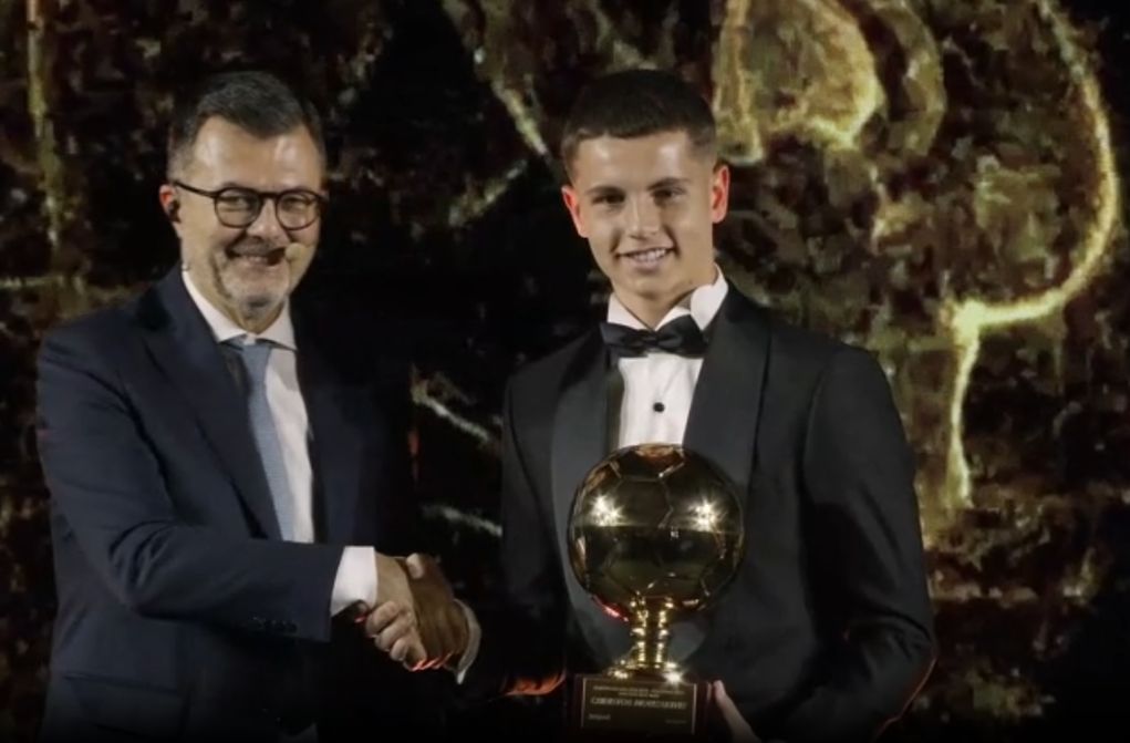 Επίσημο:  Ο Χρήστος Μουζακίτης είναι ο νέος νικητής του βραβείου European Golden Boy Web 2025