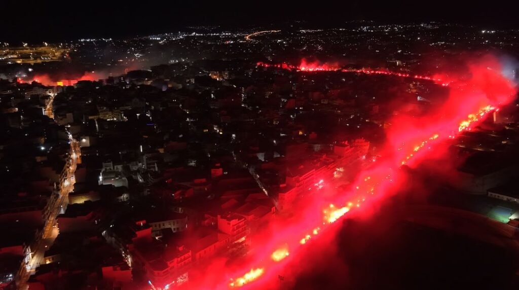 Έκαναν την «νύχτα μέρα» οι οπαδοί του ΟΦΗ για τα 100 χρόνια – Απίθανες εικόνες