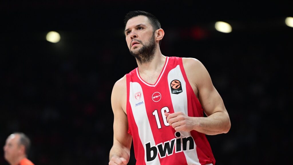 Παπανικολάου: «Θίχτηκε ο εγωισμός μας μετά το ματς με τη Βαλένθια»