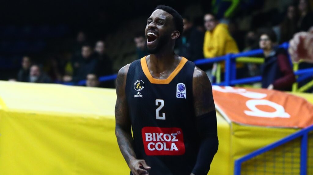 Πέταξε «φωτιές» και στο Περιστέρι ο Προμηθέας με φόντο την τετράδα