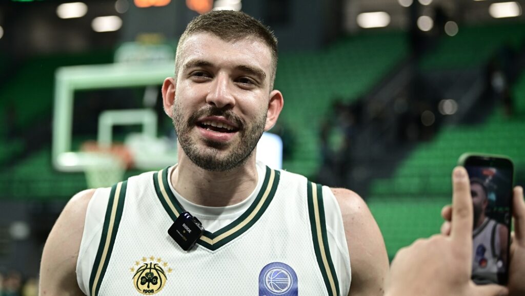 Ρογκαβόπουλος: Το ΑΠΙΘΑΝΟ video με την ιστορική 40άρα – Ρεκόρ στην Α1 τα 12 τρίποντα