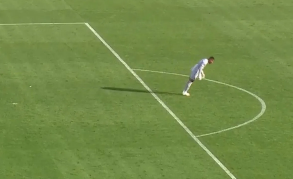 Iσημερινή Γουινέα – Σουδάν: Κατέρρευσε στον αγωνιστικό χώρο ο τερματοφύλακας Μονγκέντ Ελνέελ