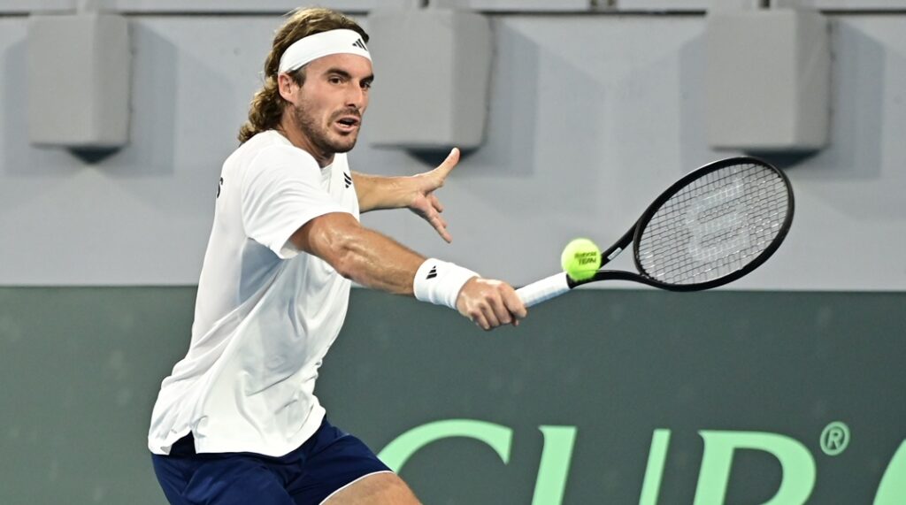 Ερωτευμένος ξανά ο Στέφανος Τσιτσιπάς: Τα φιλιά με τη νέα του σύντροφο