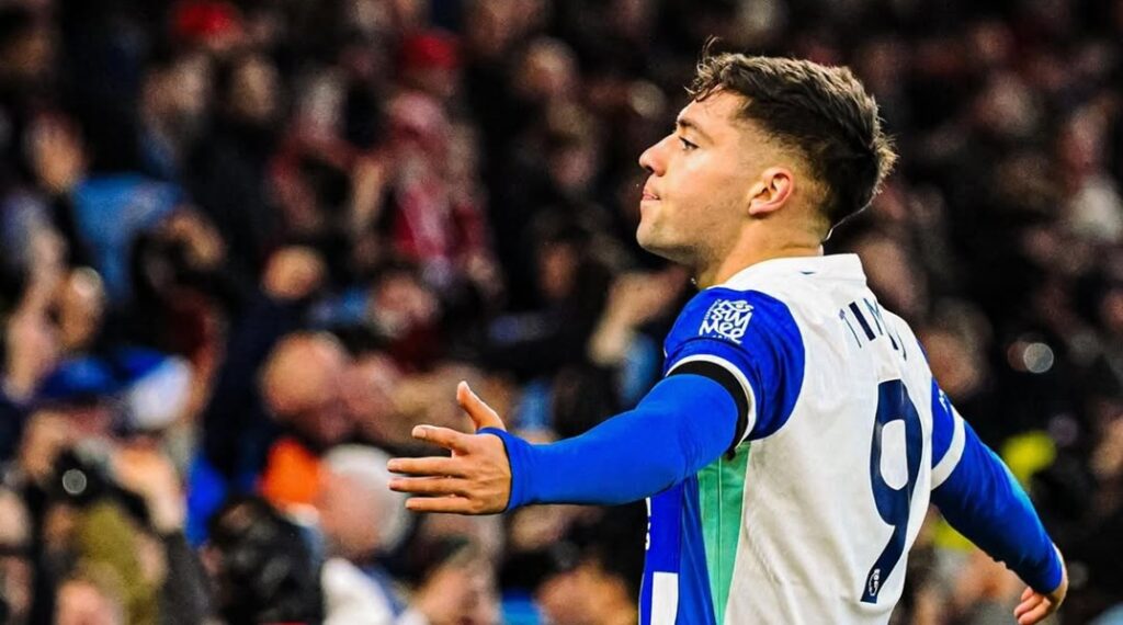 Άνοιξε λογαριασμό στην Premier League o Στέφανος Τζίμας – «Τέλεια Κυριακή»