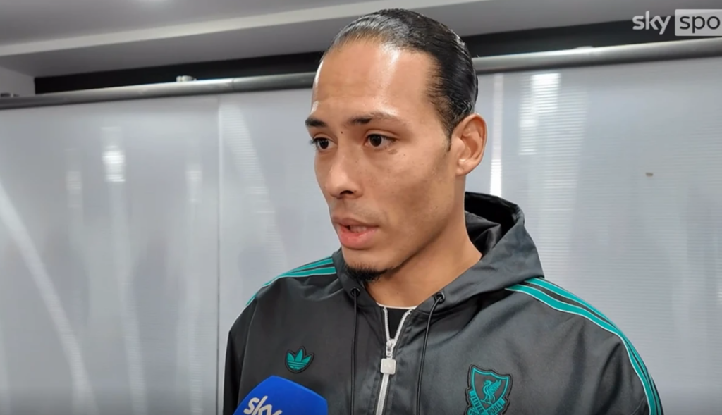 Φαν Ντάικ για Σαλάχ – Σλοτ: «Δεν είμαι εγώ αυτός που θα πει ποιος πρέπει να ζητήσει συγγνώμη»