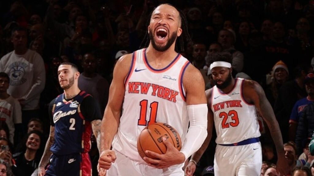 Χριστουγεννιάτικη νίκη με ανατροπή για τους Νικς επί των Καβαλίερς