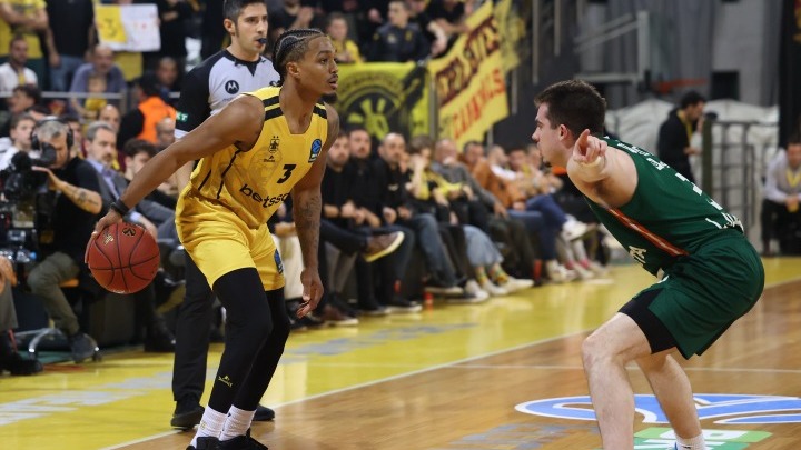 «Βαριά» ήττα του Άρη στο «Αλεξάνδρειο» από Τσεντεβίτα