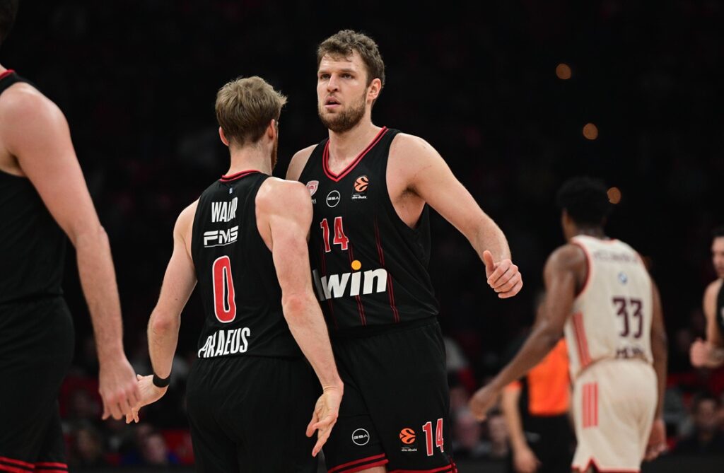 Βεζένκοβ: «Πήραμε μια σημαντική νίκη και κοιτάμε μπροστά»