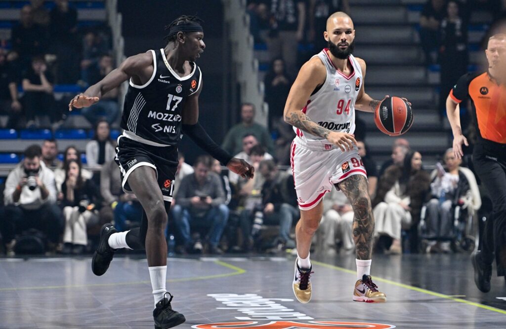 Φουρνιέ: Τι εξήγησε στο τάιμ άουτ και πώς το εκτέλεσε ο Ολυμπιακός