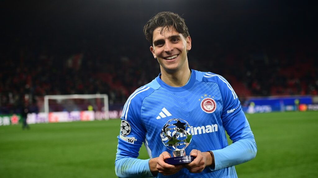 MVP της νίκης του Ολυμπιακού επί της Λεβερκούζεν ο κέρβερος Τζολάκης!