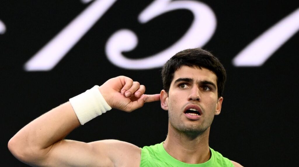 Australian Open: Μυθική ανατροπή Αλκαράθ και πρόκριση επί του Ζβέρεφ μετά από ματσάρα 5,5 ωρών