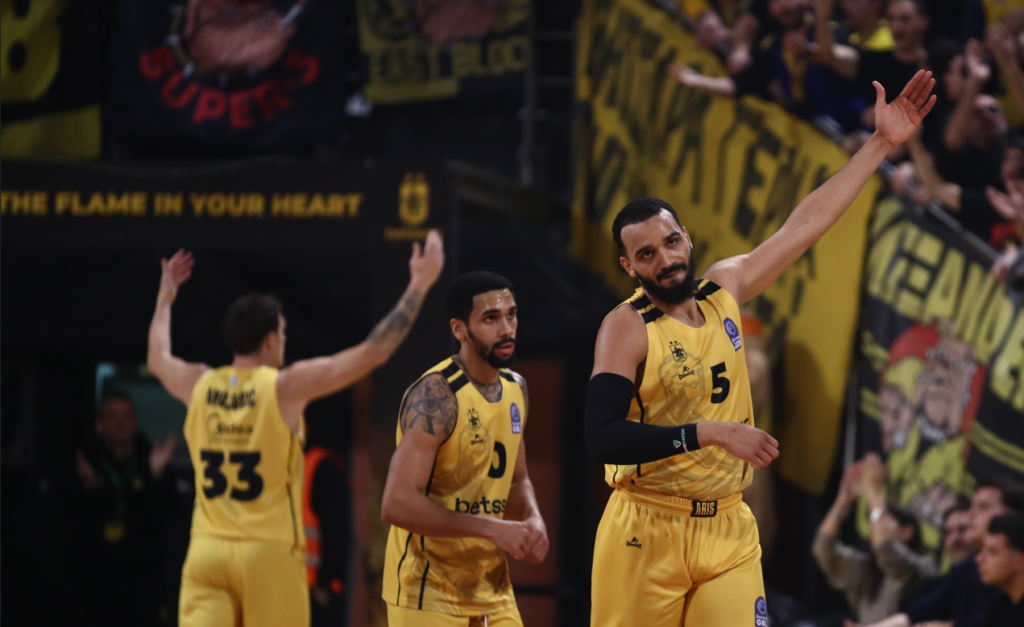 Άρης – Ηρακλής 78-76: Οι «κιτρινόμαυροι» καρδιοχτύπησαν αλλά πήραν το ντέρμπι