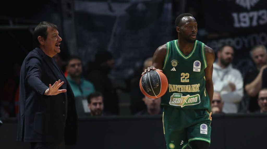 «Καρφιά» Αταμάν: «Υπάρχουν κάποιοι παίκτες που δεν μας δίνουν τίποτα»