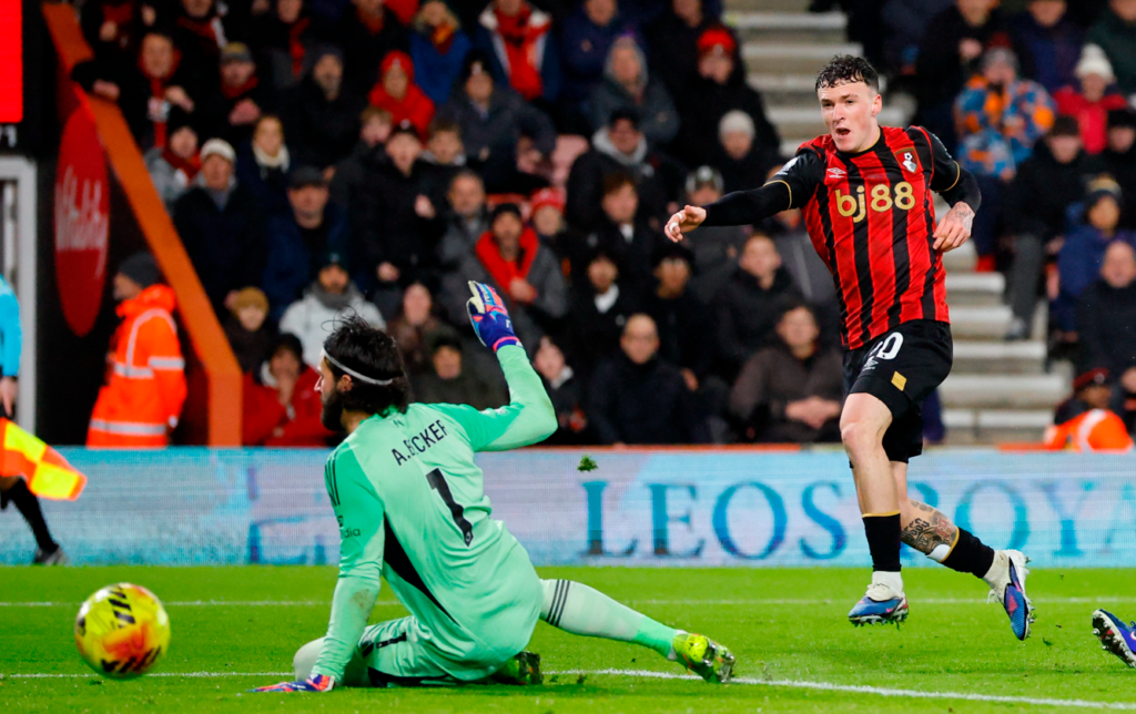 Μπόρνμουθ – Λίβερπουλ 3-2: Τεράστια νίκη στις καθυστερήσεις για τα «κεράσια»