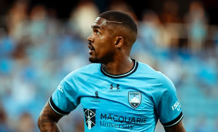 Ντάγκλας Κόστα: Σε ομάδα της Δ’ κατηγορίας ο 35χρονος πρώην αστέρας της Γιουβέντους