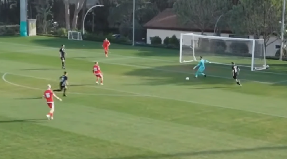 Ντραγκόφσκι: Γκάφα με το… καλημέρα στην Πολωνία – Έδωσε «έτοιμο γκολ» σε αντίπαλο (vid)