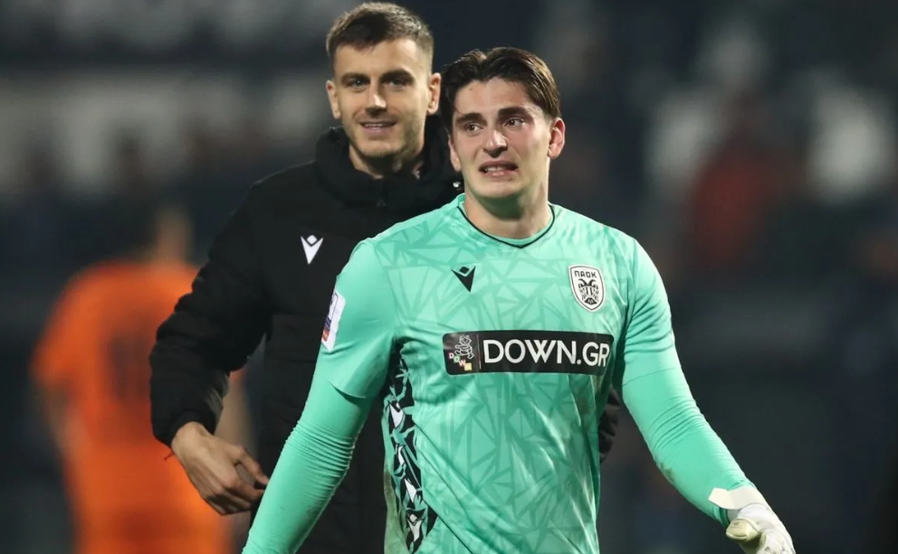 Μοναστηρλής: «Ήμουν 1000% σίγουρος ότι θα πιάσω το πέναλτι, κλαίγαμε με τον πατέρα μου»