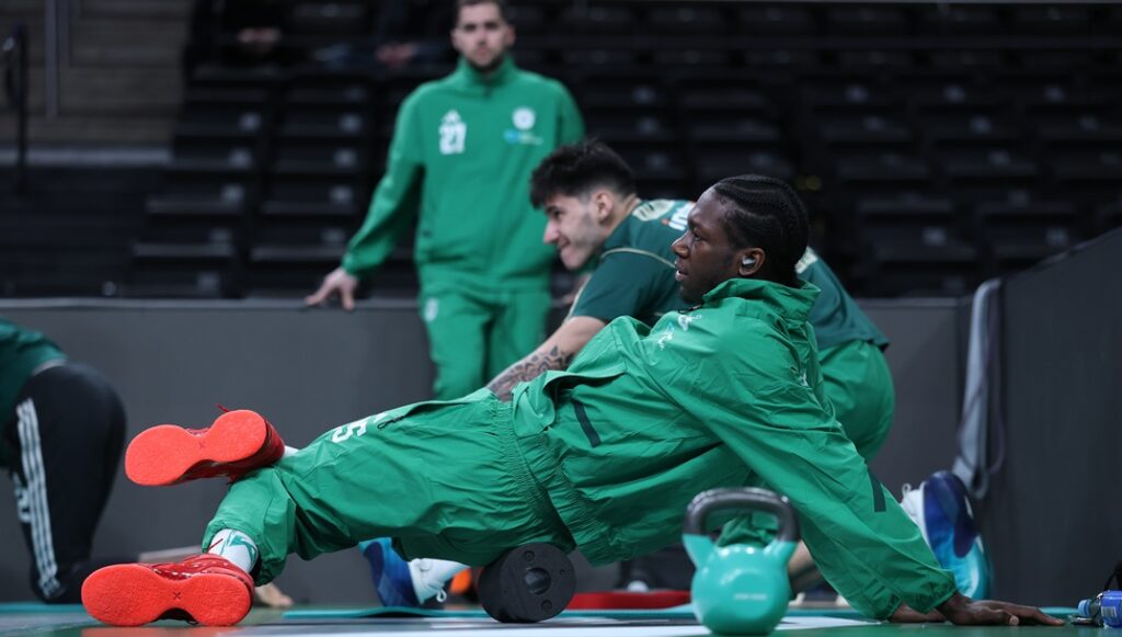 Από το αεροπλάνο απευθείας στο T-Center ο Παναθηναϊκός AKTOR – Δεν προπονήθηκε ο Ναν