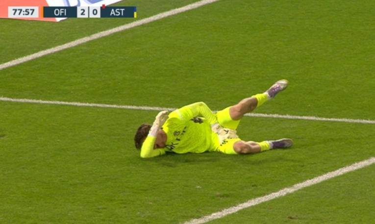 ΟΦΗ-Αστέρας Τρίπολης: Σοβαρός τραυματισμός του Αγγελίδη – Σφάδαζε και ξέσπασε σε κλάματα