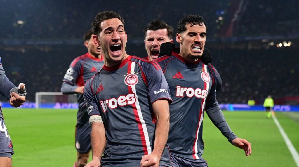 Θρύλος ΜΑΓΕΙΑ στην Ολλανδία – Ιστορική πρόκριση του Ολυμπιακού στα νοκ άουτ του Champions League