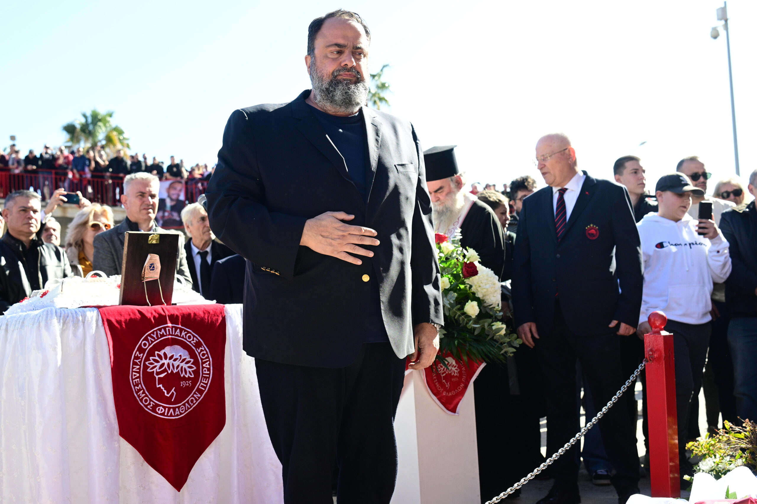 Σε κλίμα έντονης συγκίνησης το ετήσιο μνημόσυνο για τα θύματα της Θύρας 7 το Σάββατο (7/2)