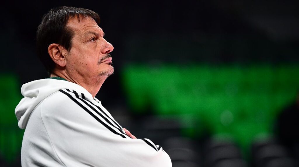 Αταμάν: «Το μόνο που με ενδιαφέρει είναι να νικήσουμε τη Φενέρ» – Τι είπε για Χέιζ-Ντέιβις