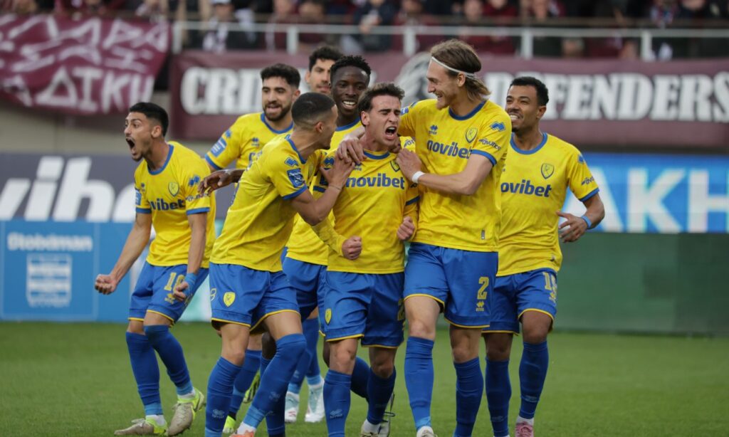 Τι έβαλε ο Εστεμπάν! Με βολ πλανέ το 0-2 για τον Παναιτωλικό κόντρα στην ΑΕΛ