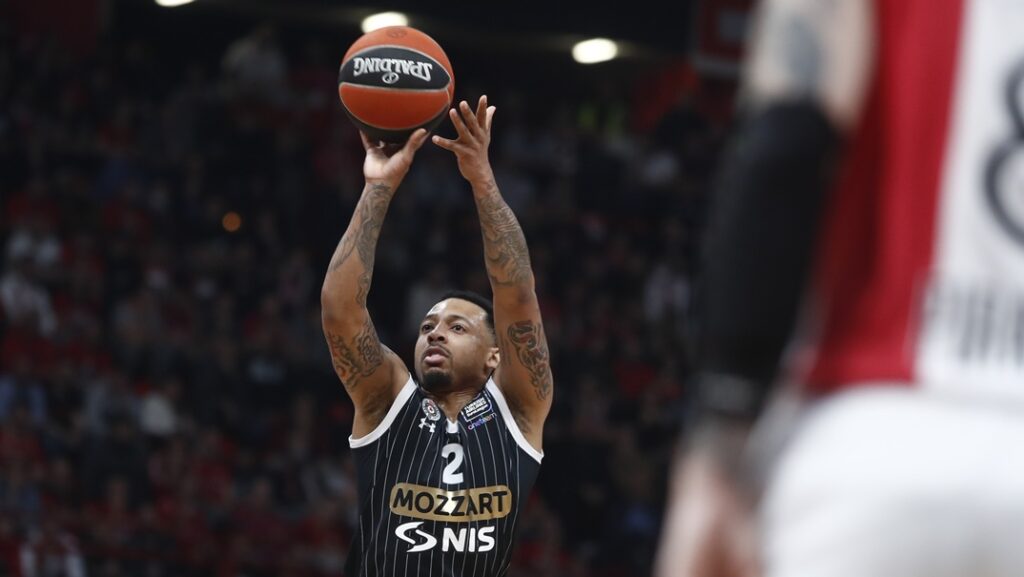 Κάρλικ Τζόουνς: «Ξαφνιάστηκα όταν έμαθα ότι θα έφευγε ο Ταϊρίκ»