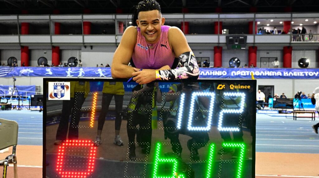 Έδειξε τις προθέσεις του για το 2026 – Ο Καραλής δοκίμασε δύο φορές για παγκόσμιο ρεκόρ στα 6,31μ. (vid)