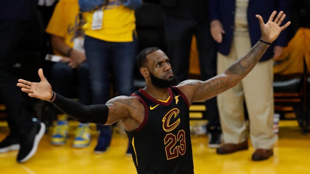 ΛεΜπρόν Τζέιμς: Φουντώνουν οι φήμες επιστροφής στο Κλίβελαντ για το Last Dance
