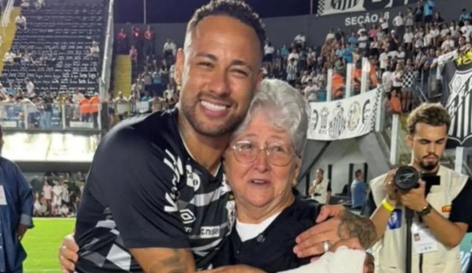 Νεϊμάρ: H συγκινητική κίνηση του σε ηλικιωμένη οπαδό της Σάντος που ζήτησε να τον συναντήσει για να φύγει πιο ήσυχη, δείτε βίντεο