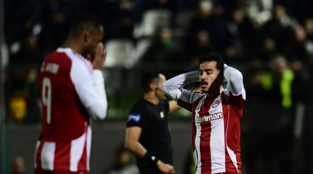 Λεβαδειακός-Ολυμπιακός 0-0: «Μπλόκο» από τους εξαιρετικούς Βοιωτούς των 10 παιχτών