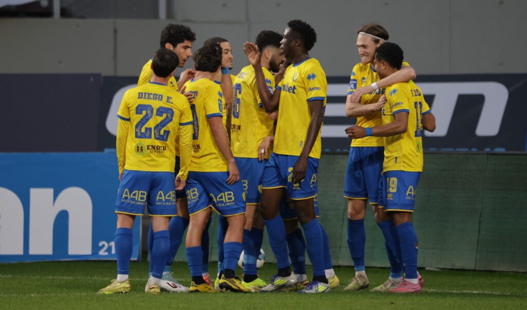 ΑΕΛ – Παναιτωλικός 1-4: Οι Αγρινιώτες διέλυσαν τη Λάρισα και την έπιασαν στη βαθμολογία