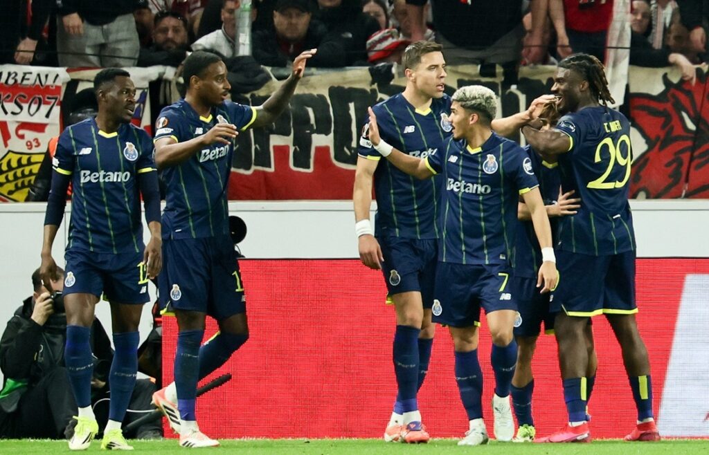 Europa League: Τον πρώτο λόγο για την πρόκριση Άστον Βίλα και Πόρτο, ισόπαλος ο ιταλικός εμφύλιος