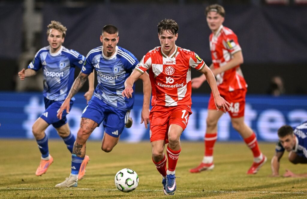 Conference League: Όρθια η ΑΕΛ Λάρνακας κόντρα στην Πάλας – Ισοπαλία για Μάιντζ, νίκη στο 93′ για Φιορεντίνα