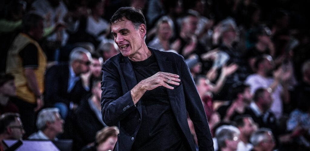 Ολυμπιακός: Όταν ο διάλογος με την εξέδρα γίνεται… συνήθεια